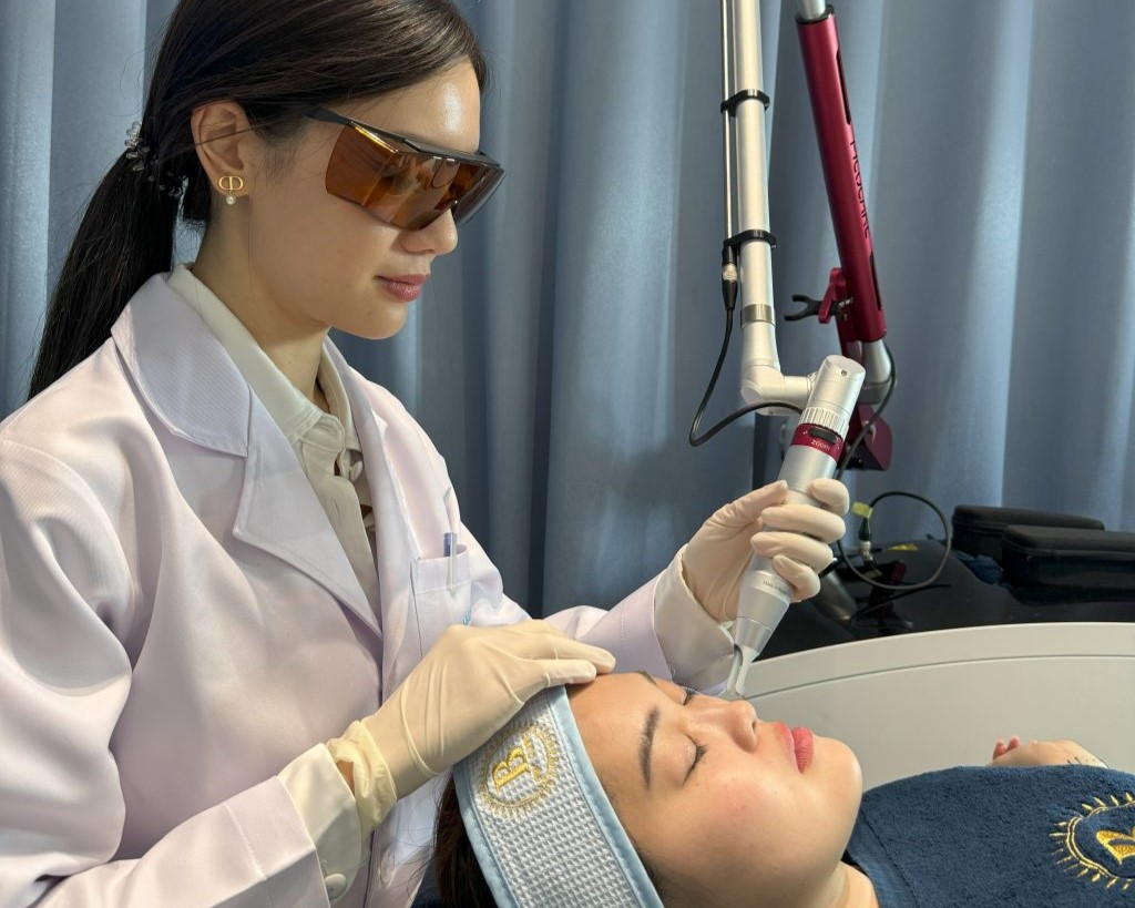 Self Improvement Trip to Bangkok Beauty Clinics｜Introduction of Model Plans by Popular Procedures & Length of Stay