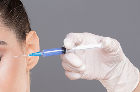 赤みやくすみにもアプローチ！透明感のある肌に導く