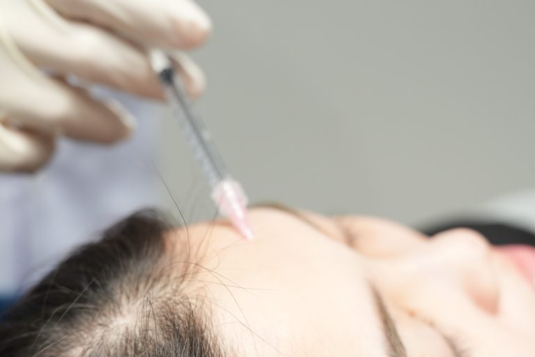 2種類の製剤から患者様のご要望やご予算に応じたものをご提案